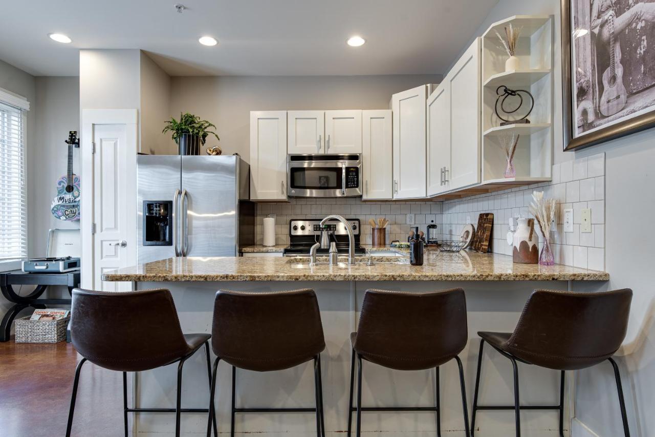 Stunning Nashville Condo Minutes From Broadway ภายนอก รูปภาพ